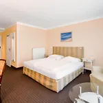 Alpha Hermann Von Salza 3*