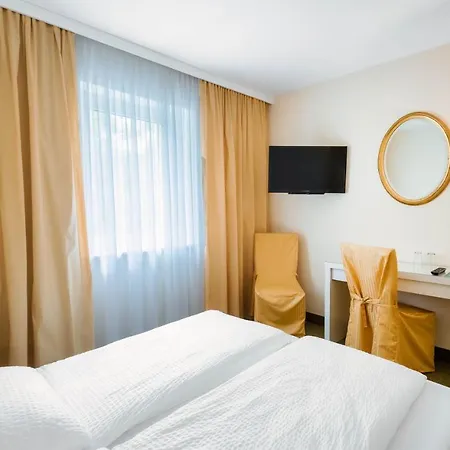 Hotel Alpha Hermann Von Salza