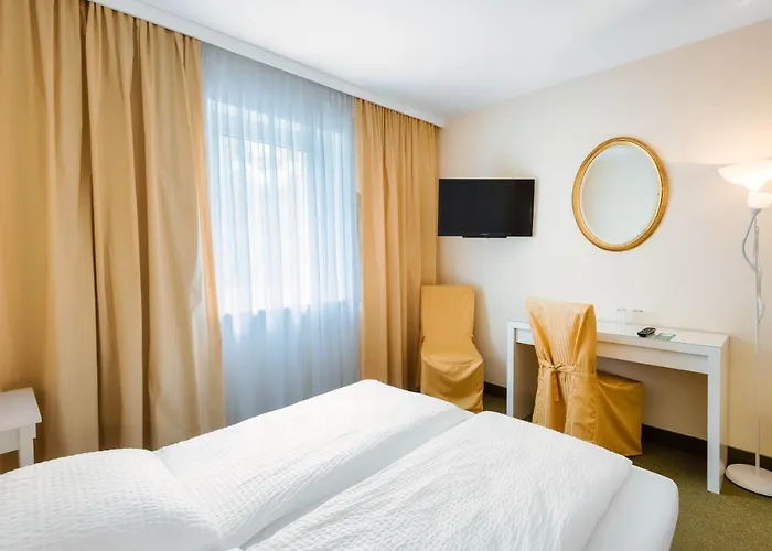 Hotel Alpha Hermann Von Salza