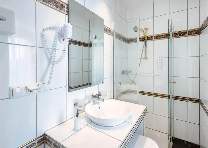 Alpha Hermann Von Salza